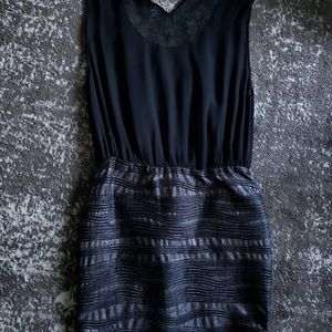 Little black dress size LG